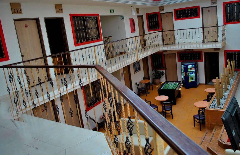 Capital O Valencia 2*