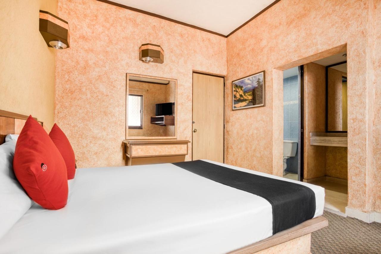 Capital O Valencia Hotel 2*